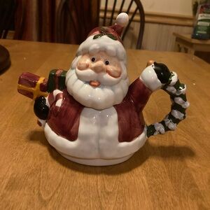 Nantucket Santa Claus teapot